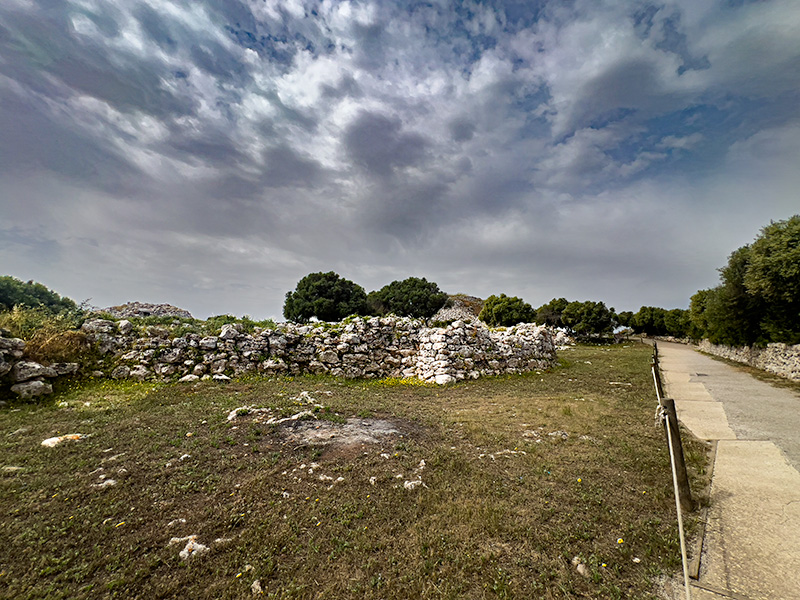 Passejant pel poblat