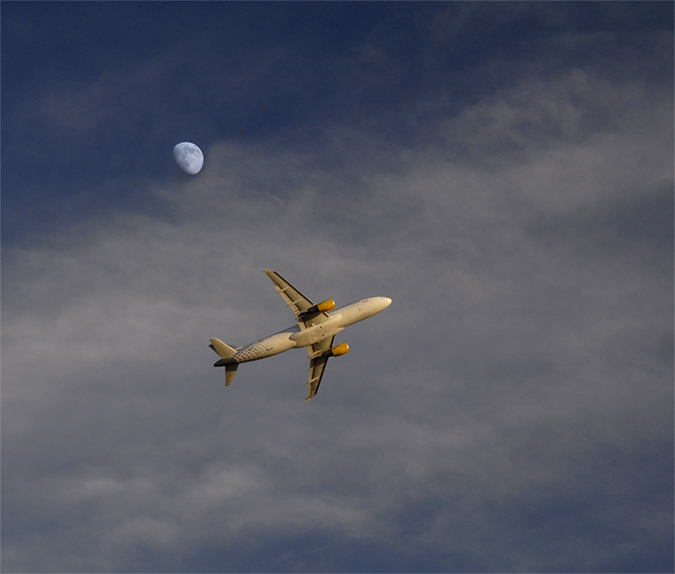 Avió + Lluna
