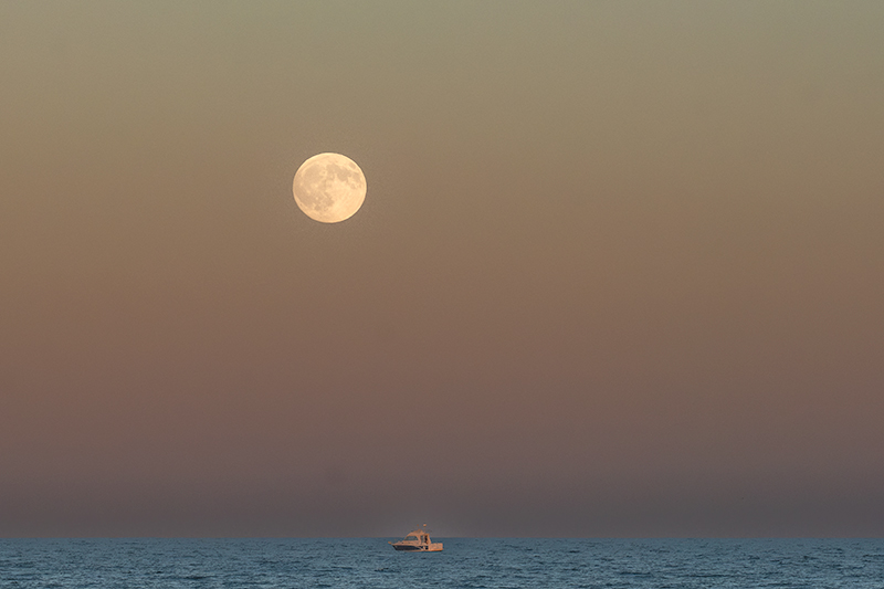La Lluna ( 19h 14' )