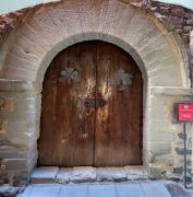 Passejant per:  Montfalcó Murallat