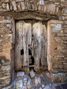 Passejant per:  Montfalcó Murallat